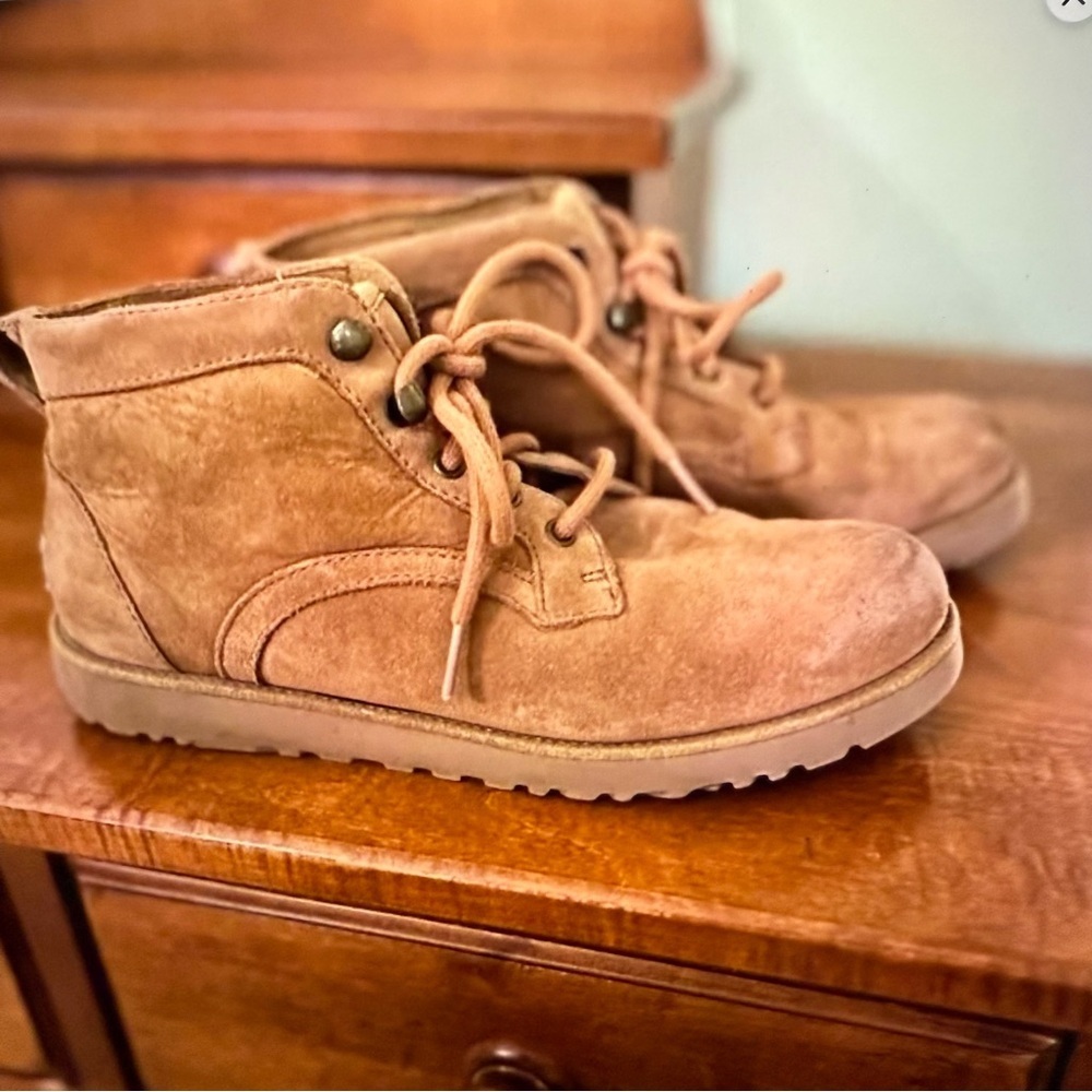 UGG Bethany Suede Ankle Boots Tan woman 7 Cozy Lace Up Comfort hiking‎ chukka